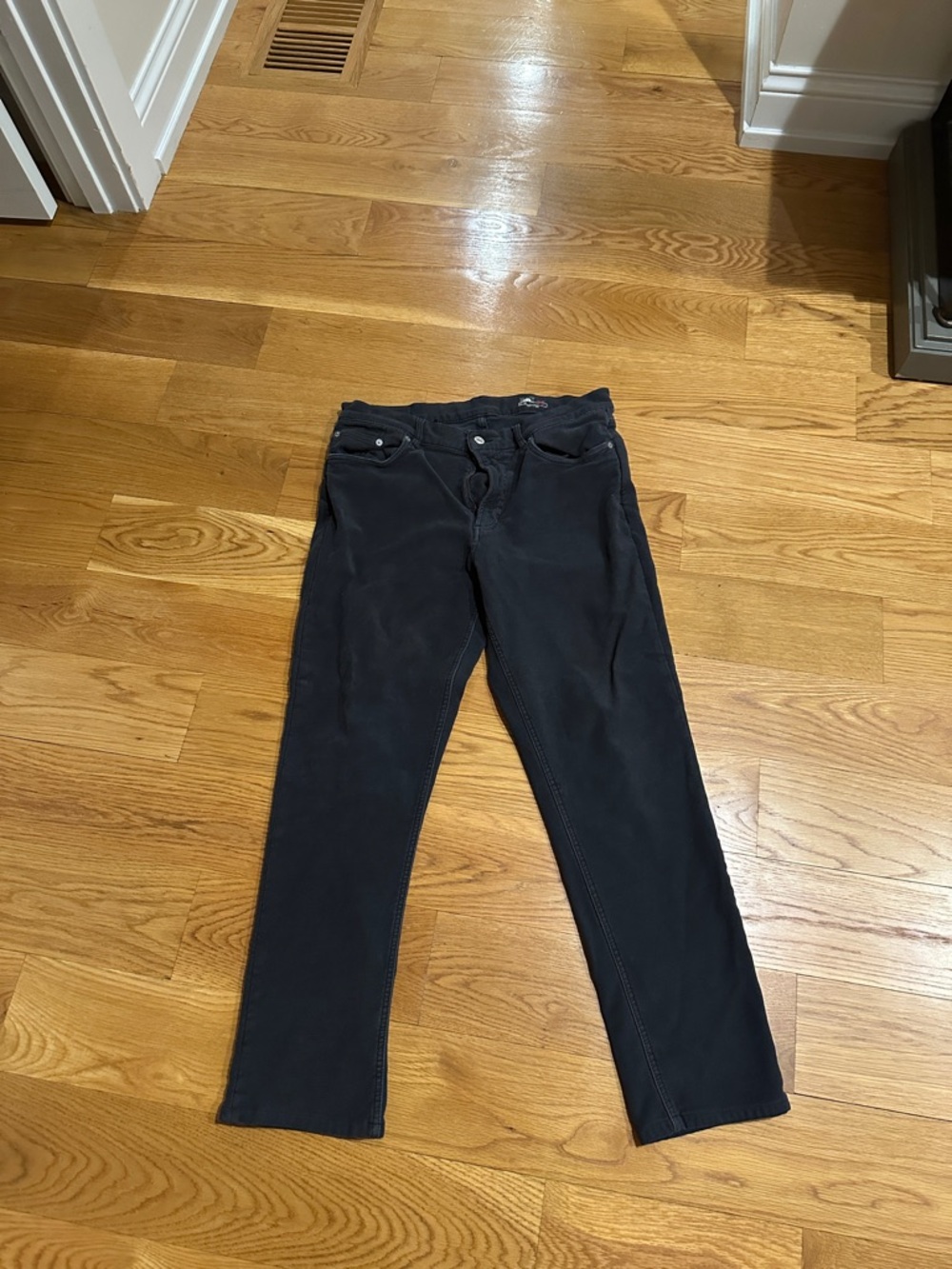 Faherty Slim Stretch Chinos in Black